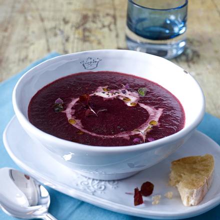 Rote-Bete-Holundersuppe Rezept Rote-Bete-Holundersuppe Rezept