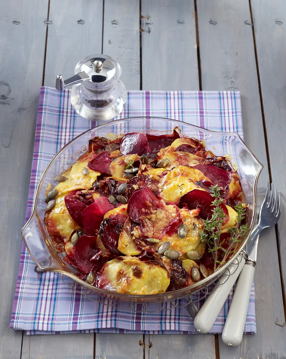 Rote-Bete-Kartoffel-Gratin Rezept Rote-Bete-Kartoffel-Gratin Rezept