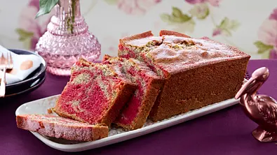 Rote Bete-Mohn-Marmorkuchen Rezept - Foto: LECKER @ Bauer Media Group