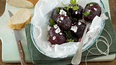 Rote Bete-Päckchen aus dem Ofen Rezept - Foto: LECKER @ Bauer Media Group