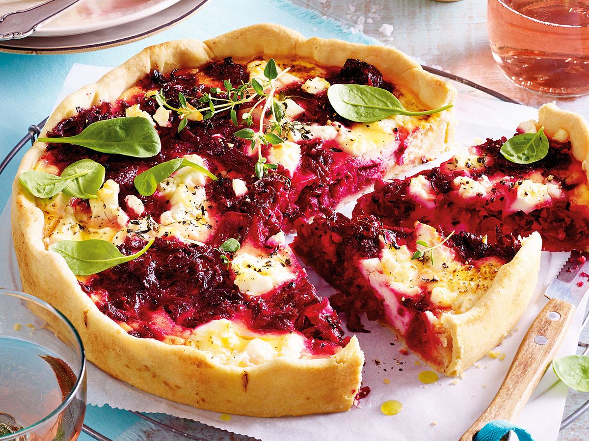 Rote-Bete-Quiche mit Thymian & Feta Rezept