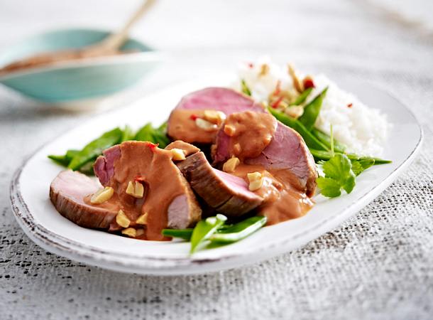 Rote Erdnusssoße zu Schweinefilet/ Variante Rezept Rote Erdnusssoße zu Schweinefilet/ Variante Rezept