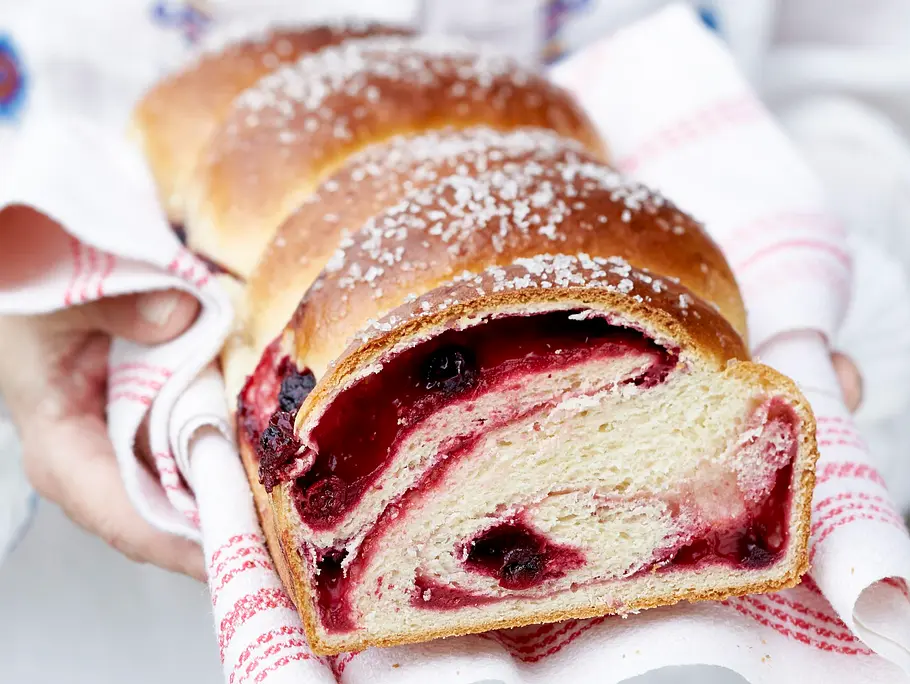 Rote-Grütze-Swirl Rezept Rote-Grütze-Swirl Rezept