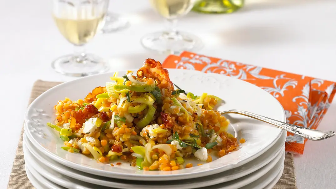 Roter Linsensalat mit Schafskäse & Bacon Rezept - Foto: LECKER @ Bauer Media Group
