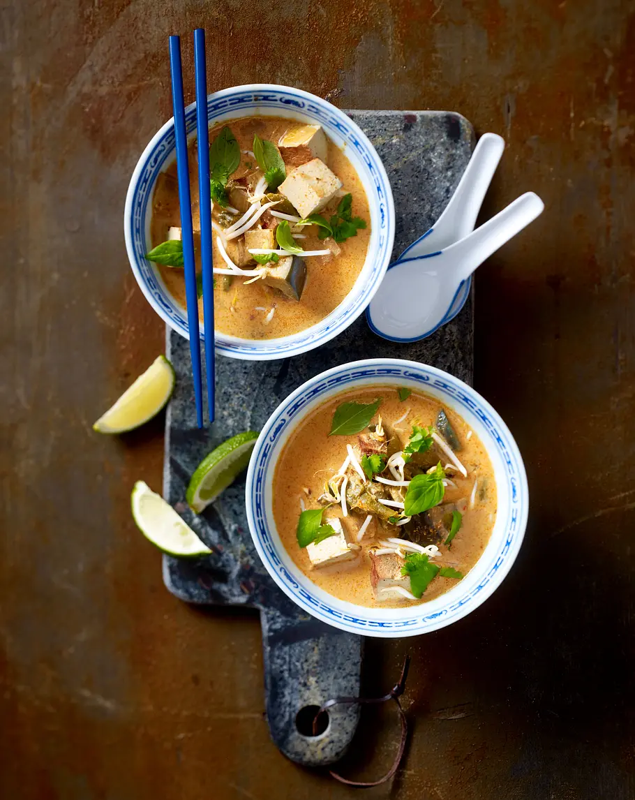 Rotes Thai-Curry mit Tofu Rezept Rotes Thai-Curry mit Tofu Rezept