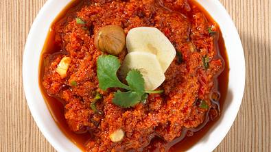 Rotes Tomaten-Pesto Rezept - Foto: LECKER @ Bauer Media Group