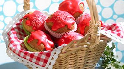 Rotkäppchen-Muffins Rezept - Foto: LECKER @ Bauer Media Group