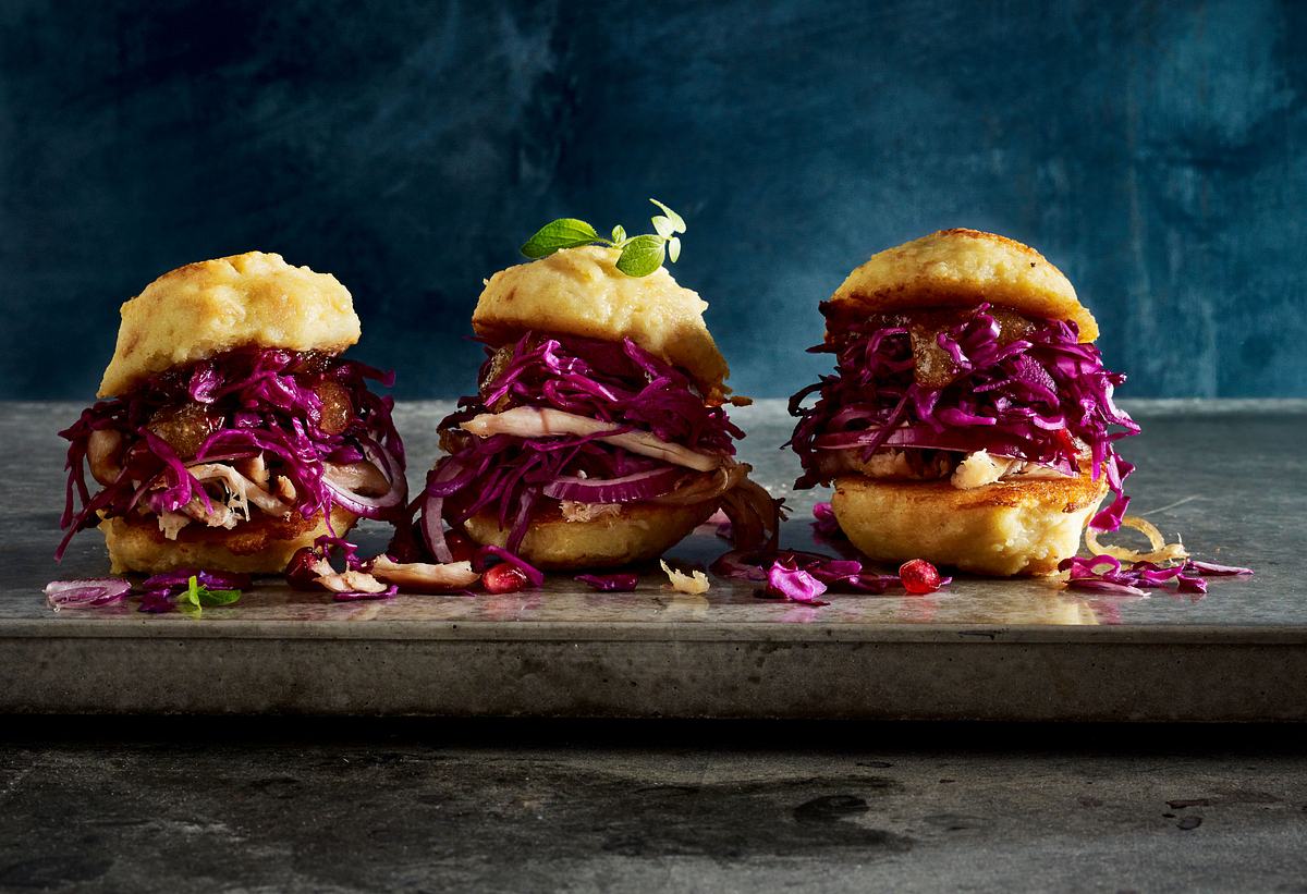 Rotkohl-Burger mit zerzupfter Gans Rezept