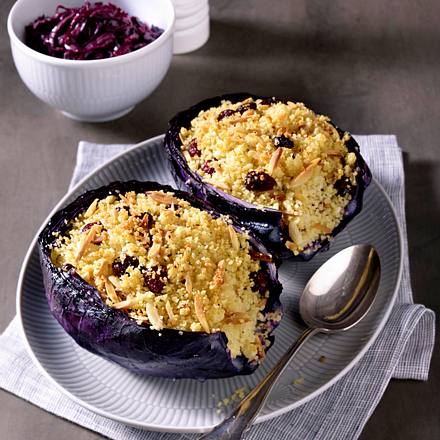 Rotkohl gefüllt mit Couscous Rezept