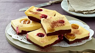 Rotwein-Käse-Kuchen mit Früchten Rezept - Foto: LECKER @ Bauer Media Group