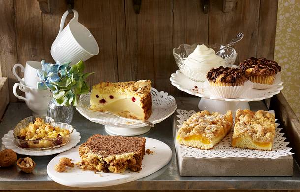 Rotweinkuchen mit Amaretti-Streusel Rezept Rotweinkuchen mit Amaretti-Streusel Rezept