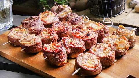 Rouladenspieße vom Grill Rezept - Foto: House of Food / Bauer Food Experts KG