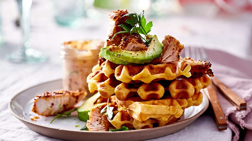 Rübli-Waffel mit Cajun Chicken Stripes Rezept - Foto: House of Food / Bauer Food Experts KG