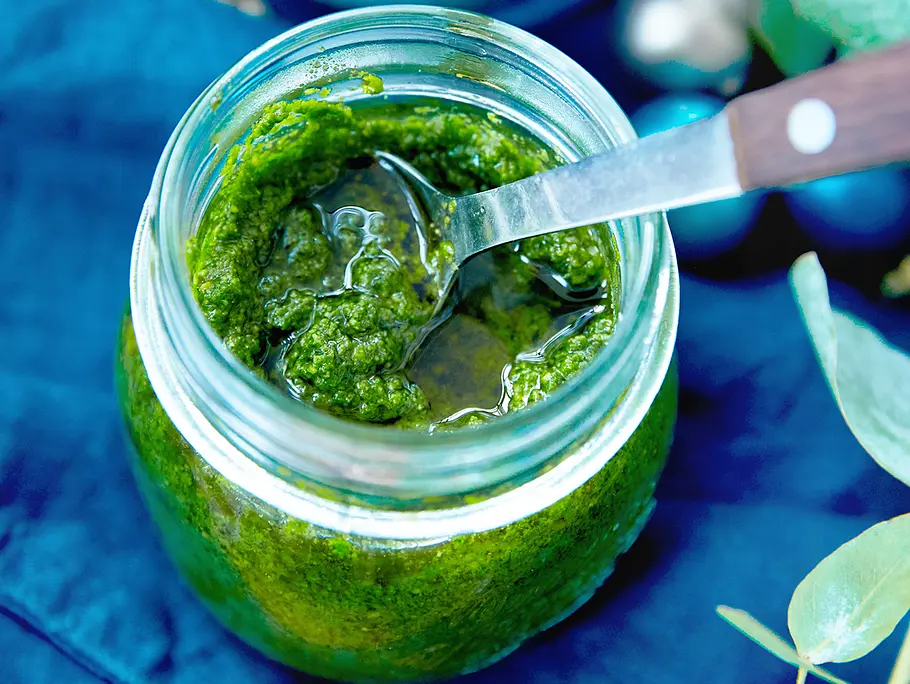 Rucola-Pesto Rezept Rucola-Pesto Rezept