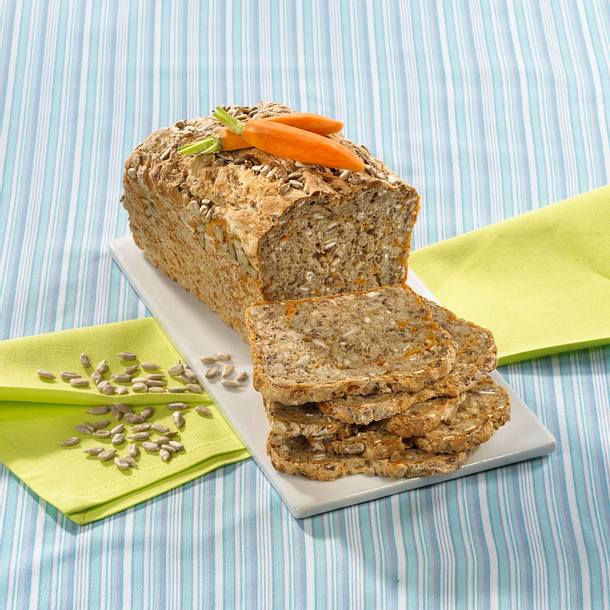 Rüblibrot mit Sonnenblumenkernen Rezept Rüblibrot mit Sonnenblumenkernen Rezept