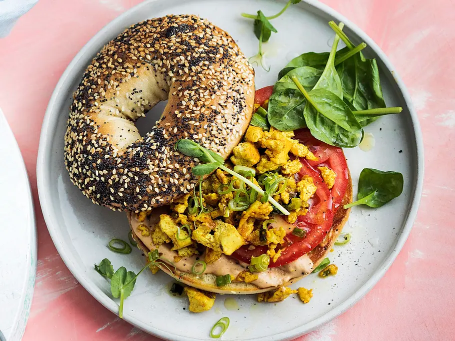 Rührei-Bagel 100% plant-based Rezept Rührei-Bagel 100% plant-based Rezept