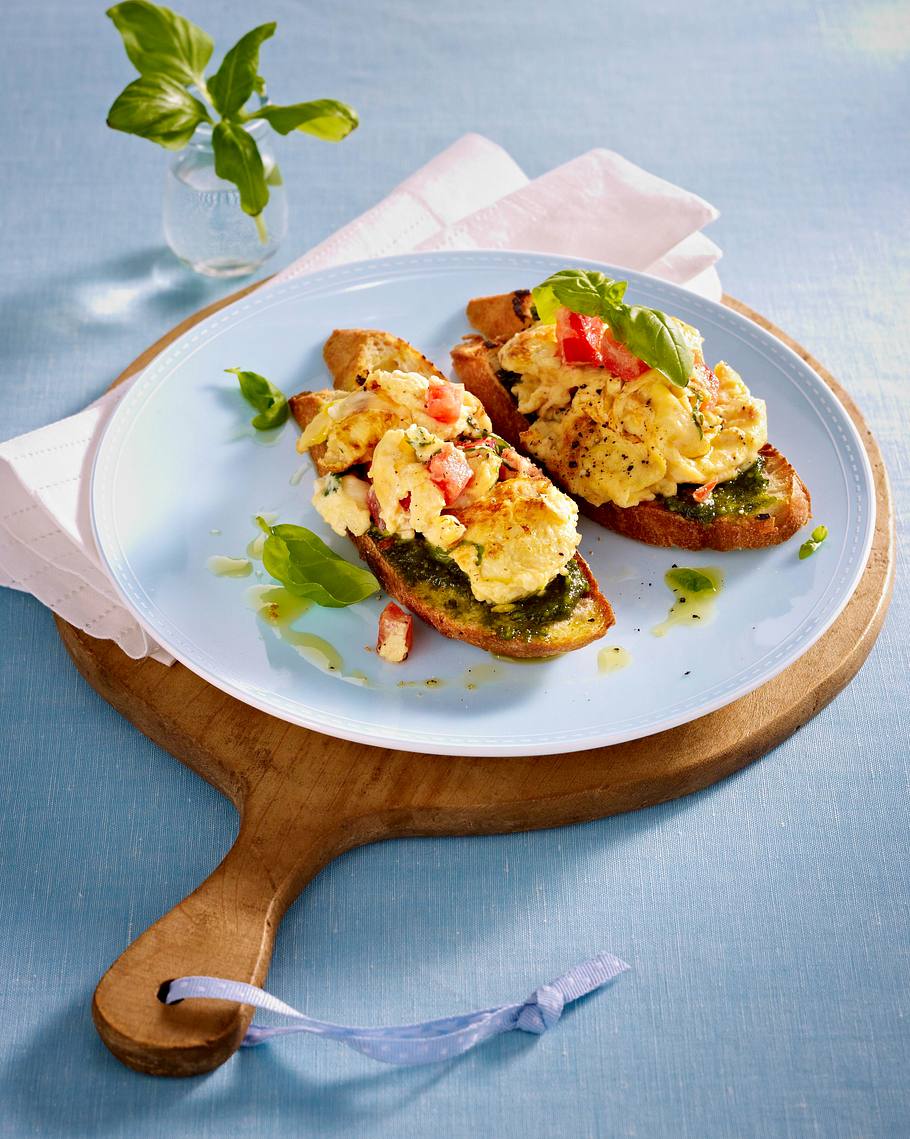 Rühreier Tomate-Mozzarella nach italienischer Art Rezept