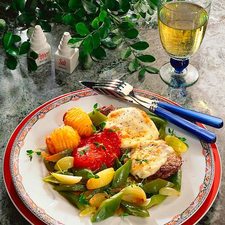 Rumpsteak mit Käse überbacken Rezept Rumpsteak mit Käse überbacken Rezept