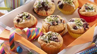 Rumtopf-Muffins Rezept - Foto: LECKER @ Bauer Media Group Rumtopf-Muffins Rezept - Foto: LECKER @ Bauer Media Group