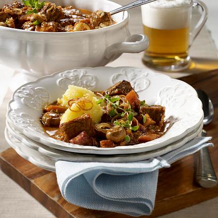 Saftgulasch nach Art des Kutschers Rezept Saftgulasch nach Art des Kutschers Rezept