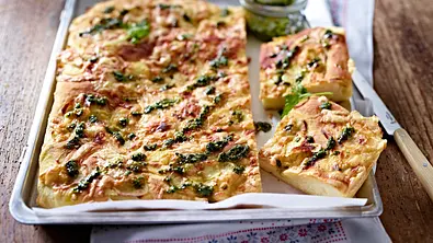 Saftiger Kartoffelkuchen Rezept - Foto: LECKER @ Bauer Media Group