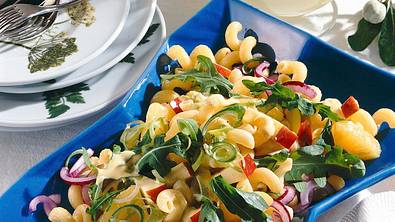 Saftiger Nudelsalat Rezept - Foto: LECKER @ Bauer Media Group