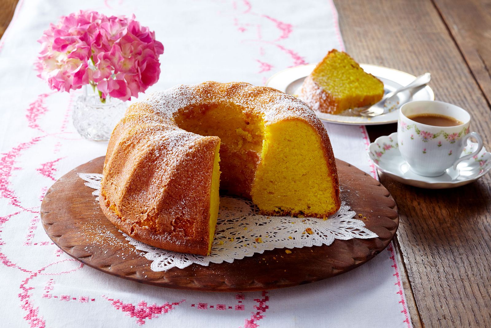 Saftiger Pfundskuchen Rezept | LECKER