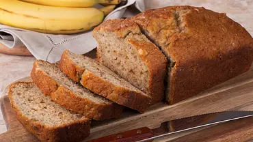 Saftiges Bananenbrot ohne Zucker Rezept - Foto: istock, chas53 Saftiges Bananenbrot ohne Zucker Rezept - Foto: istock, chas53