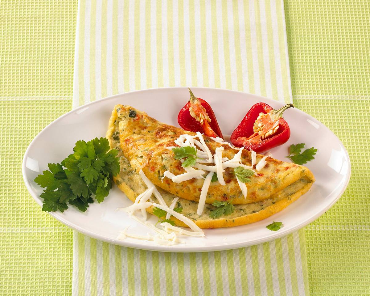Sahne-Käse-Omelett (für 2 Personen) Rezept