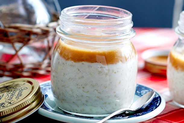 Sahne-Milchreis mit Salz-Karamell-Soße Rezept Sahne-Milchreis mit Salz-Karamell-Soße Rezept