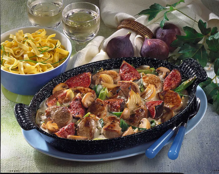 Sahnegulasch mit Feigen Rezept Sahnegulasch mit Feigen Rezept