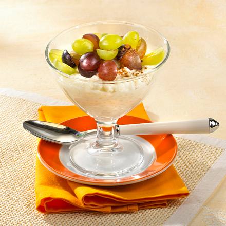 Sahniger Milchreis mit Trauben Rezept Sahniger Milchreis mit Trauben Rezept