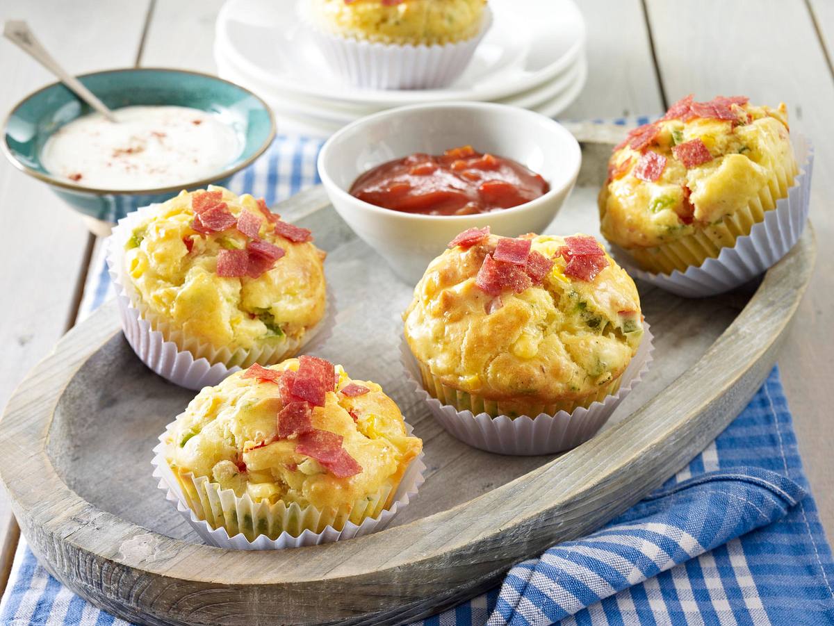 Salami-Pizza-Muffins Rezept