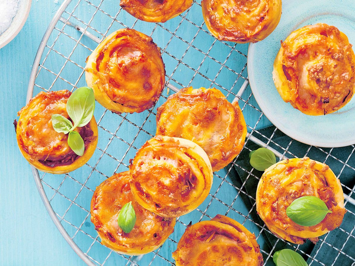 Salami-Pizza-Muffins für Snackbox, Partys, Play-Dates Rezept