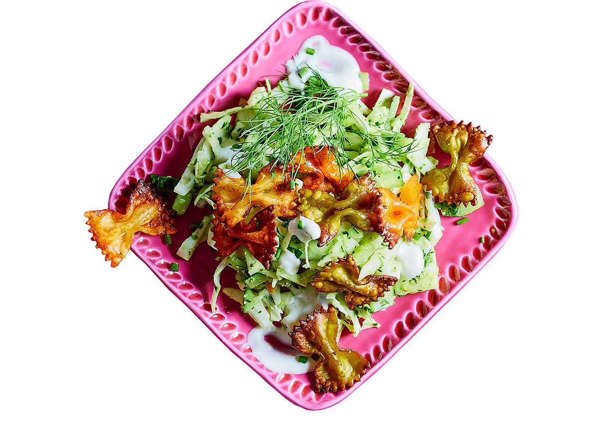 Salat mit Farfalle-Chips Rezept