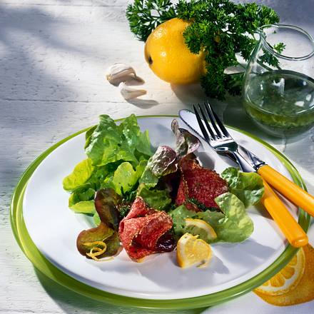 Salat mit Pfeffersalami Rezept Salat mit Pfeffersalami Rezept