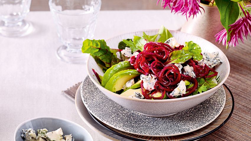Salat mit Rote-Bete-Spiralen Rezept - Foto: House of Food / Bauer Food Experts KG