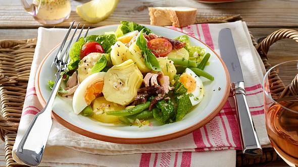 Salat Nicoise Rezept - Foto: House of Food / Bauer Food Experts KG