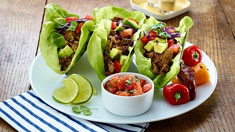 Salat-Tacos mit Rinderhack und Avocado Rezept - Foto: House of Food / Bauer Food Experts KG
