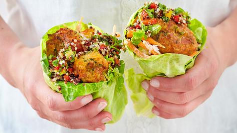 Salat-Wrap mit Halloumikäse Rezept - Foto: House of Food / Bauer Food Experts KG