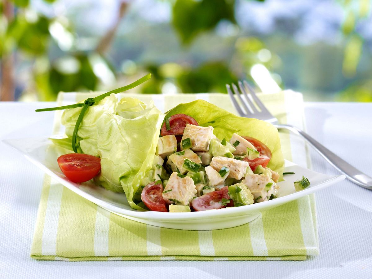 Salat-Wraps mit Hähnchen Rezept