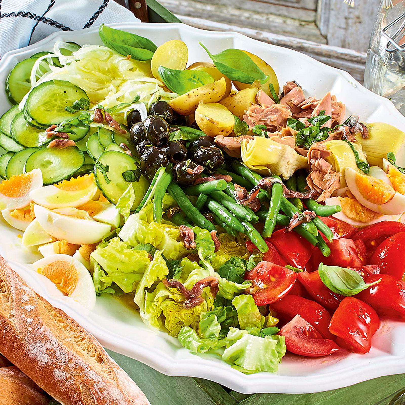 Salatplatte à la Nizza Rezept