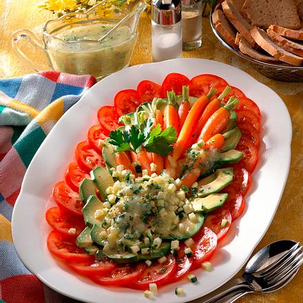 Salatplatte mit Kartoffel-Vinaigrette Rezept