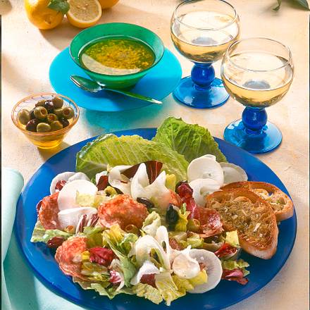 Salatteller mit Salami Rezept Salatteller mit Salami Rezept