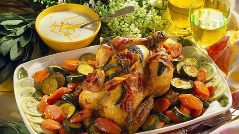 Salbei-Speck-Hähnchen Rezept - Foto: House of Food / Bauer Food Experts KG