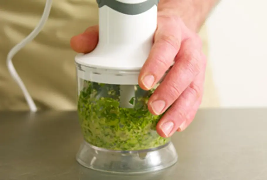 Salsa verde selber machen - so geht's - salsa_verde_puerieren