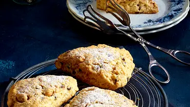 Salzige Erdnuss-Scones Rezept - Foto: LECKER @ Bauer Media Group Salzige Erdnuss-Scones Rezept - Foto: LECKER @ Bauer Media Group