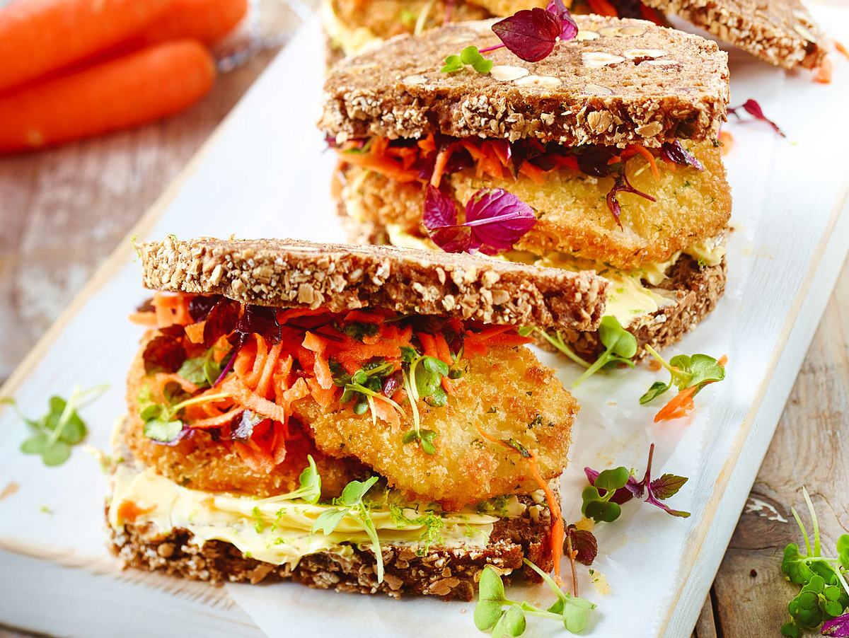 Sandwich mit Gemüse-Bratling Rezept