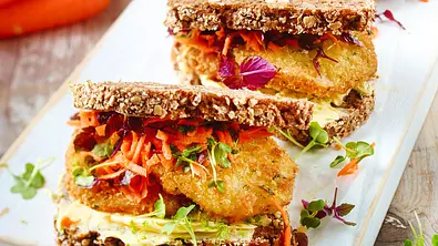 Sandwich mit Gemüse-Bratling Rezept - Foto: LECKER @ Bauer Media Group
