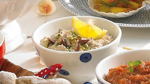 Sardinen-Oliven-Dip Rezept - Foto: House of Food / Bauer Food Experts KG